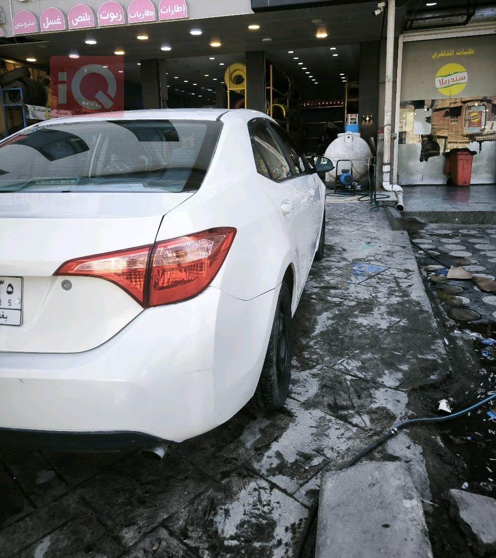 تۆیۆتا کۆرۆلا